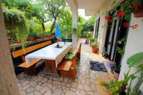 Appartement in Novi Vinodolski mit Großer Terrasse